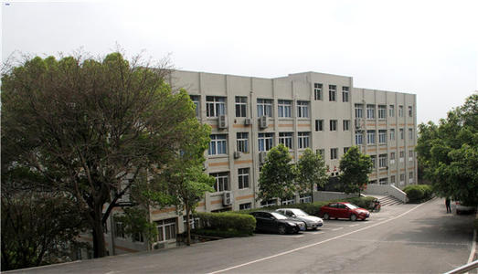 重慶市工業(yè)技師學(xué)院