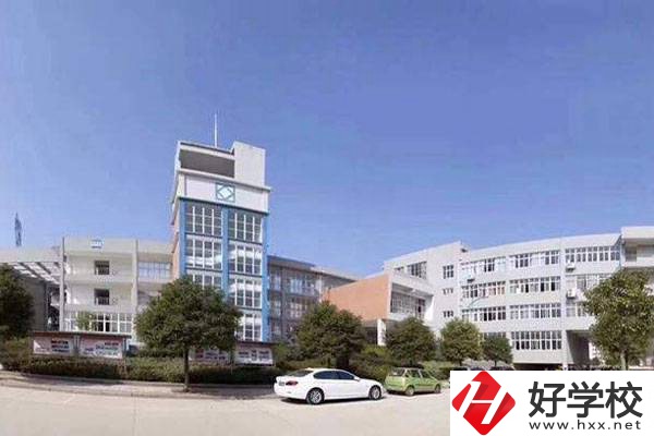 岳陽市江南通信職業(yè)技術(shù)學校有什么專業(yè)?可以留學嗎?