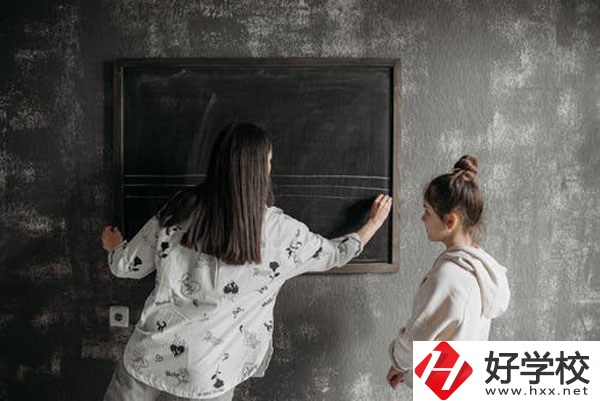 湖南省商業(yè)職業(yè)中等專業(yè)學校怎么樣？宿舍怎么樣？